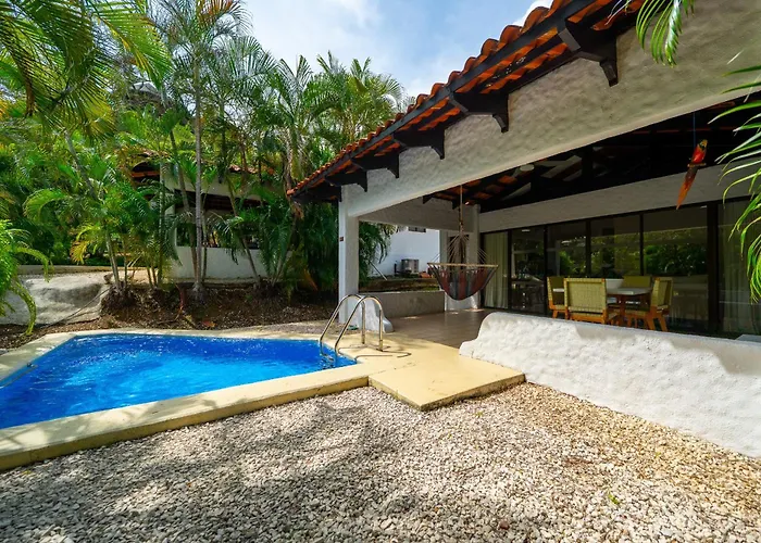 Serenidad Costera Villa
